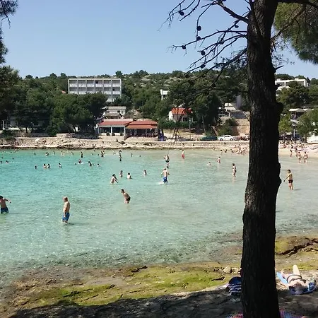 Turkalj 穆泰尔岛